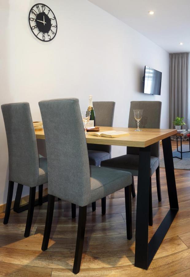 Kamienica Na Nowo Apartamenty ムロンゴヴォ エクステリア 写真