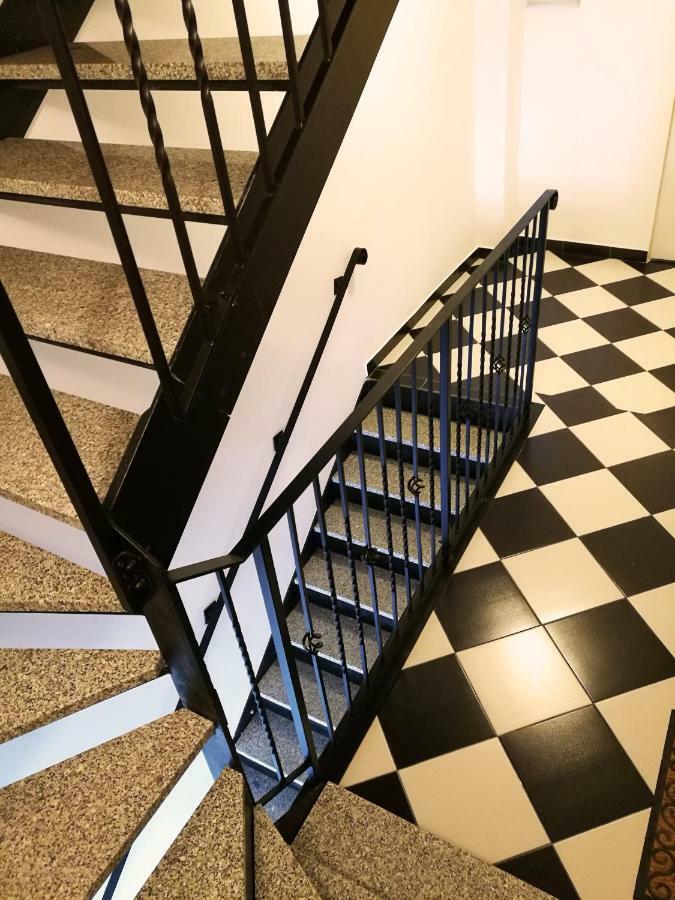 Kamienica Na Nowo Apartamenty ムロンゴヴォ エクステリア 写真